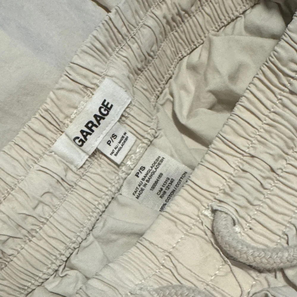 Garage Beige Elastic Waist Pants. Small - Picture 2 of 6